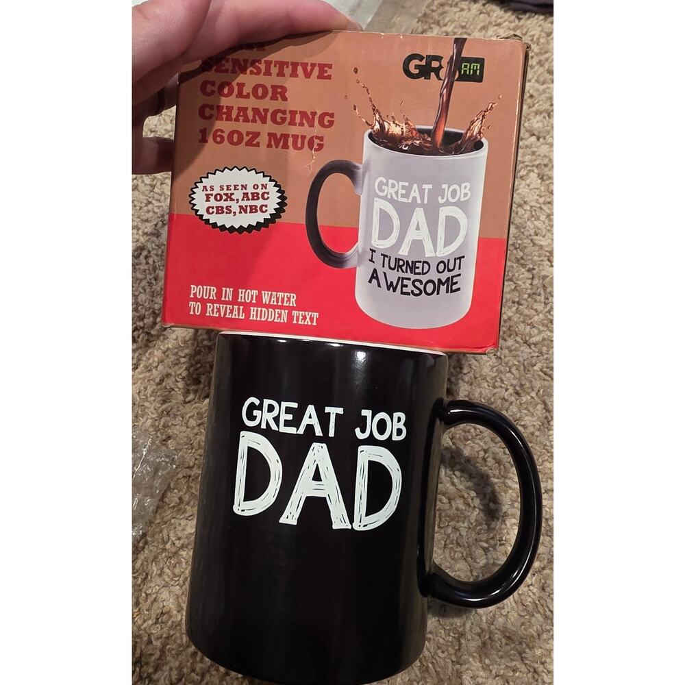 NIB GR8am "Great Job Dad" heat sensitive color changing 16oz mug